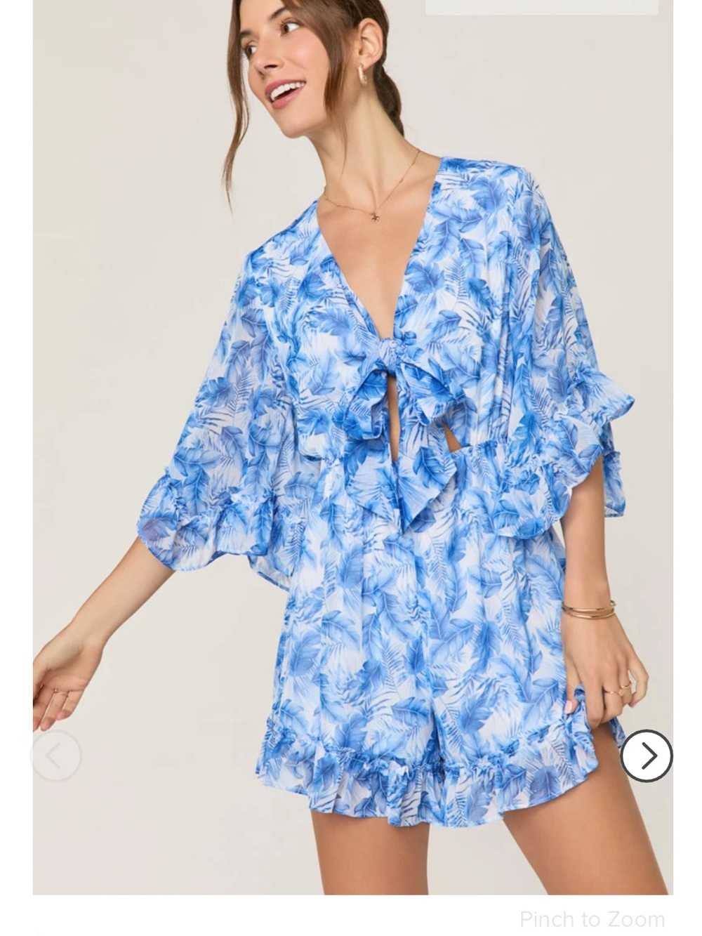 Francesca's Collections Liz leaf print romper